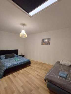 T3 proche gare, 2chs, 3lits, wifi, parking
